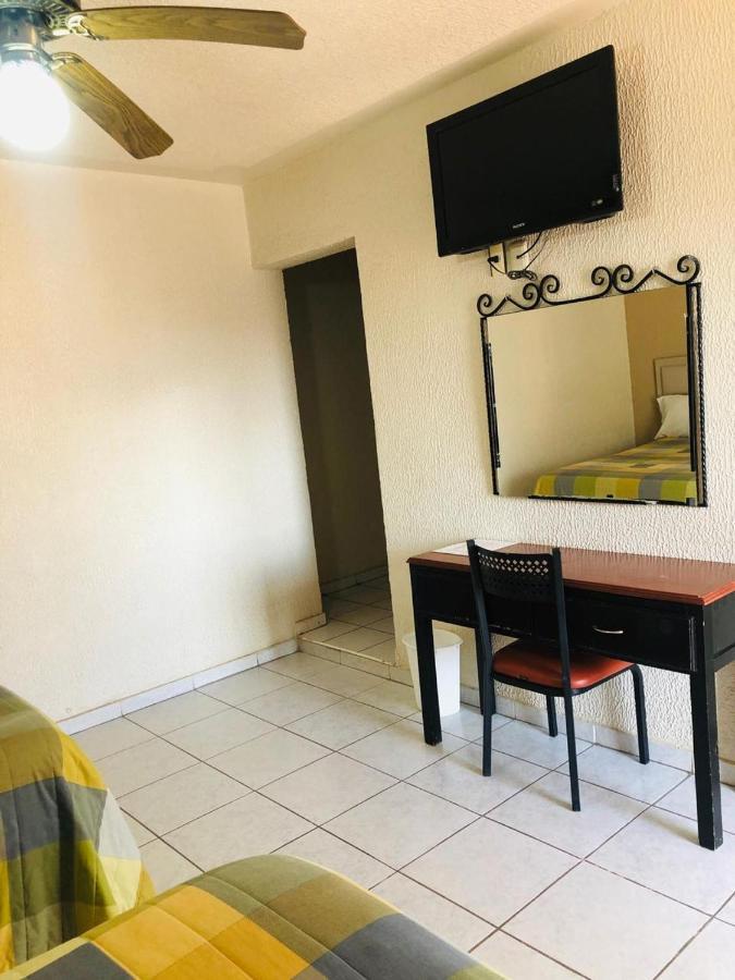 Hotel Los Vergeles Villa Hidalgo  Bagian luar foto
